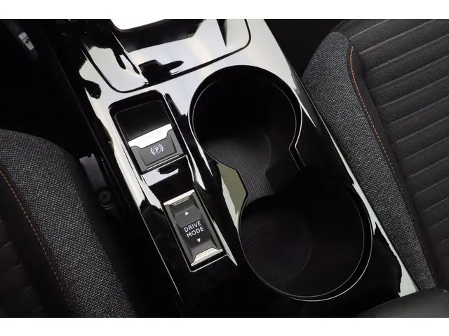 Peugeot e-2008 EV Active 50 kWh 2021 Elektrisch 31