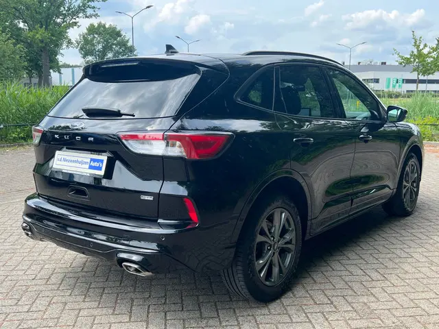 Ford Kuga 2.5 PHEV ST-Line 2021 Hybride Benzine 6