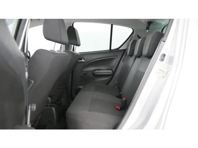 Suzuki Splash 1.2i 94pk Automaat Exclusive 2014 Benzine 27