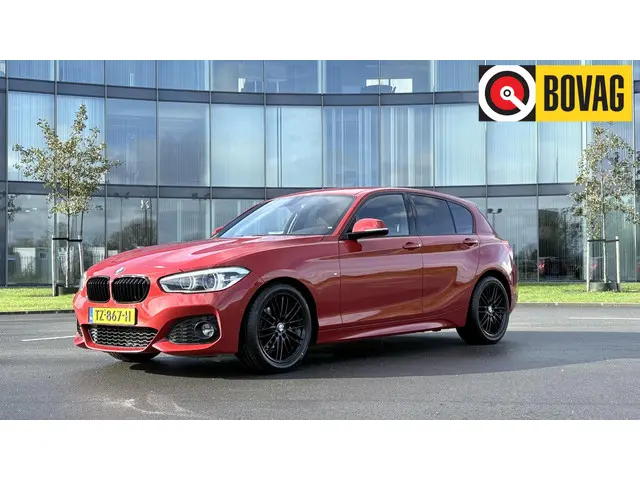 BMW 1 Serie 118i Executive 2018 Benzine