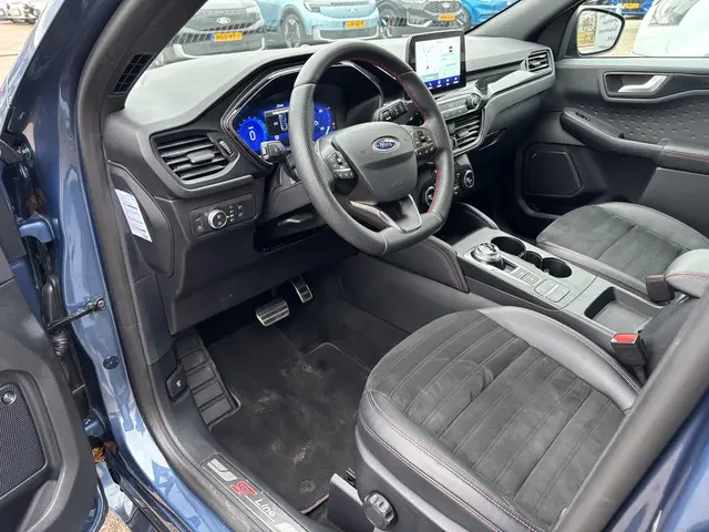 Ford Kuga 2.5 PHEV ST-Line X 2020 Hybride Benzine 14