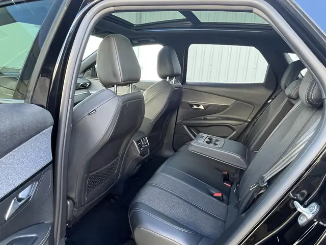 Peugeot 3008 1.6 PureTech GT Line 2020 Benzine 26