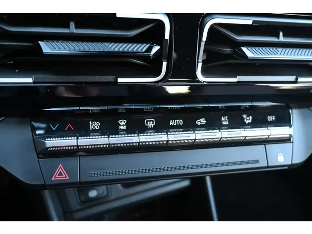 Renault 5 comfort range techno 52 kWh 2025 Elektrisch 19