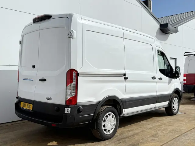 Ford E-Transit 68kWh 184PK 2023 Elektrisch