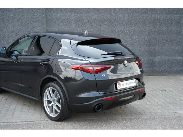 Alfa Romeo Stelvio 2.0 T AWD First Edition 2018 Benzine 5