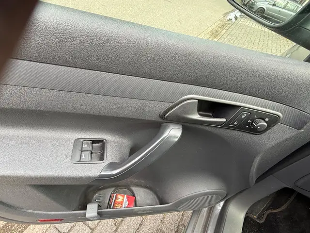 Volkswagen Caddy 1.6 TDI 2014 Diesel 6