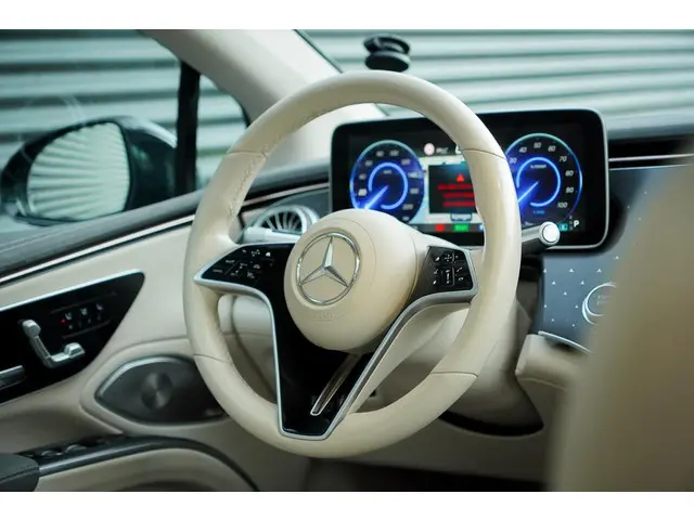 Mercedes-Benz EQS 450+ AMG Line 108 kWh 2021 Elektrisch 28