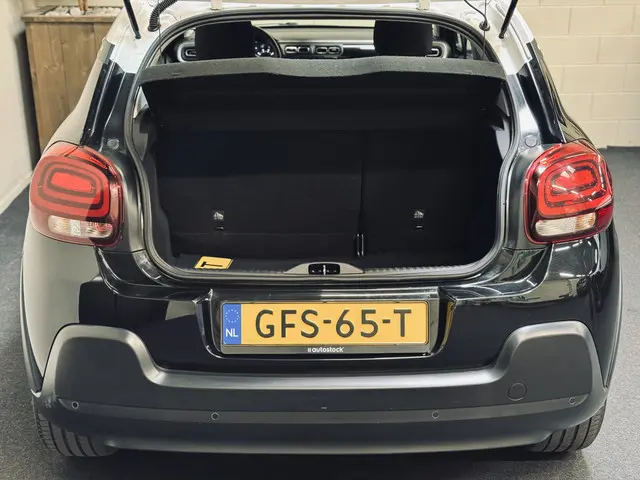 Citroën C3 1.2 PureTech 110PK Shine 2020 Benzine 6