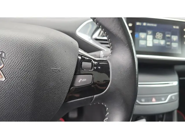 Peugeot 308 SW 1.2 PureTech Allure 2017 Benzine 18