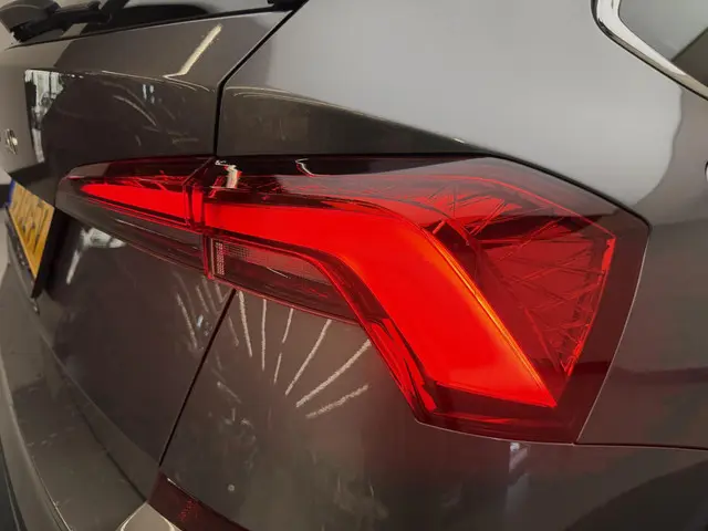 Škoda Kamiq 1.0 TSI Ambition 2023 Benzine 16