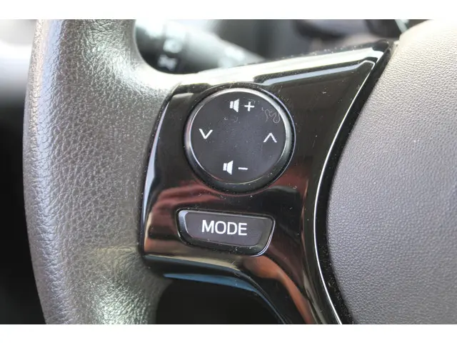 Citroën C1 1.0 e-VTi Selection//Airco//5drs!! 2016 Benzine 9