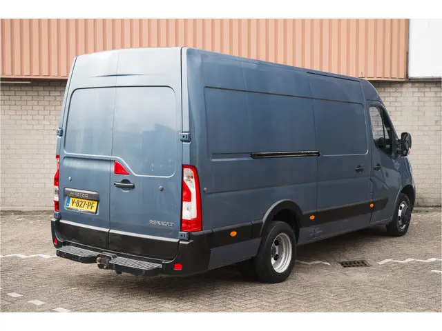 Renault Master T35 2.3 dCi L3H2 DL Energy 2018 Diesel 8
