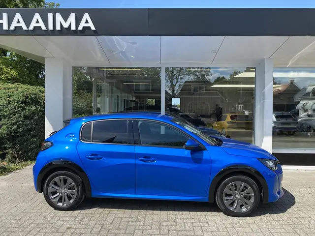 Peugeot e-208 2