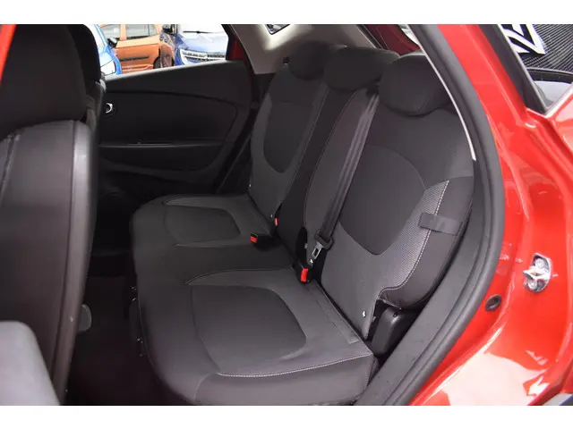 Renault Captur TCe 120 Dynamique 2017 Benzine 13