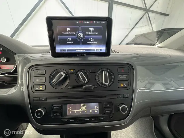 SEAT Mii 1.0 Sport Dynamic Navigatie, Airco 2015 Benzine 18