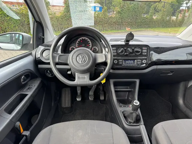 Volkswagen up! 1.0 move up! BlueMotion 2014 Benzine 5