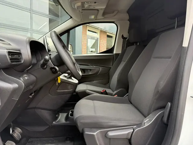 Toyota ProAce CITY 1.5 D-4D Cool|trekhaak 2022 Diesel 6