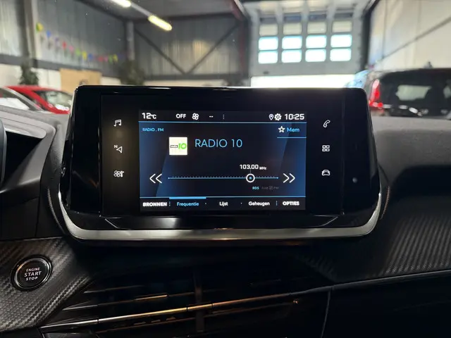 Peugeot 208 1.2 PureTech Allure 2020 Benzine 8