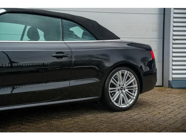 Audi A5 Cabriolet 1.8 TFSI Pro Line S 2014 Benzine 26