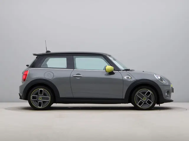 MINI Electric 3-deurs Essential 2021 Elektrisch 8