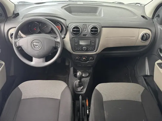 Dacia Lodgy 1.2 TCe Ambiance 7p. 2015 Benzine 3