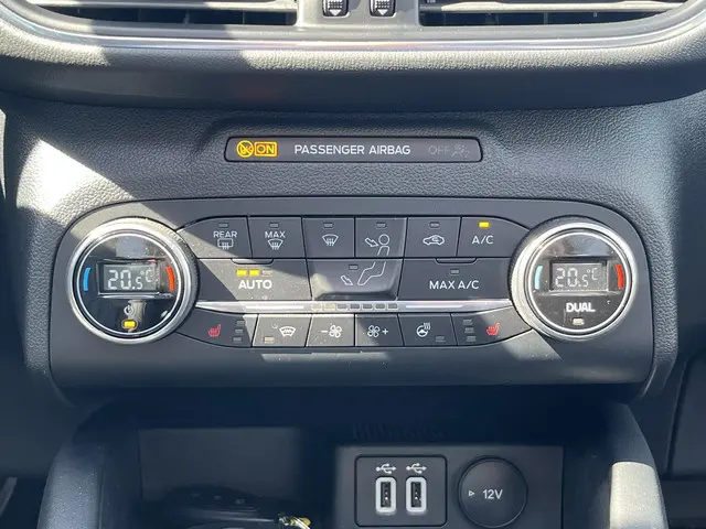 Ford Kuga 2.5 PHEV Vignale 2021 Hybride Benzine 21