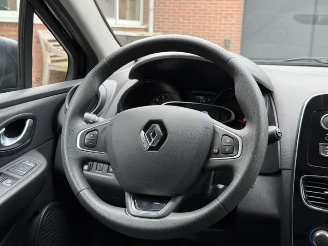 Renault Clio 0.9 TCe Life 2017 Benzine 20