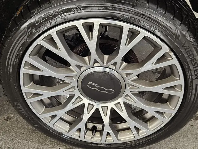 Fiat 500C 0.9 TwinAir Turbo Lounge 2015 Benzine 11