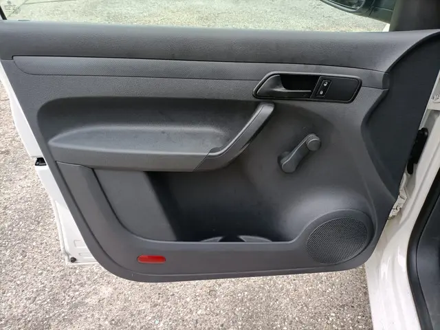 Volkswagen Caddy 2.0 TDI Trendline 2015 Diesel 7