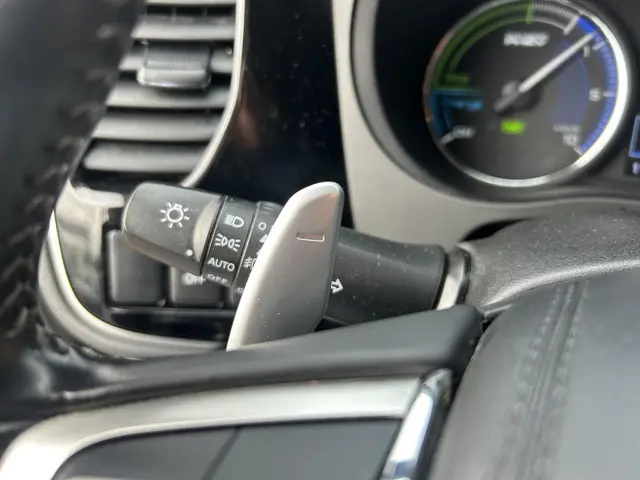 Mitsubishi Outlander 2.4 PHEV Pure+ 2020 Hybride Benzine 13