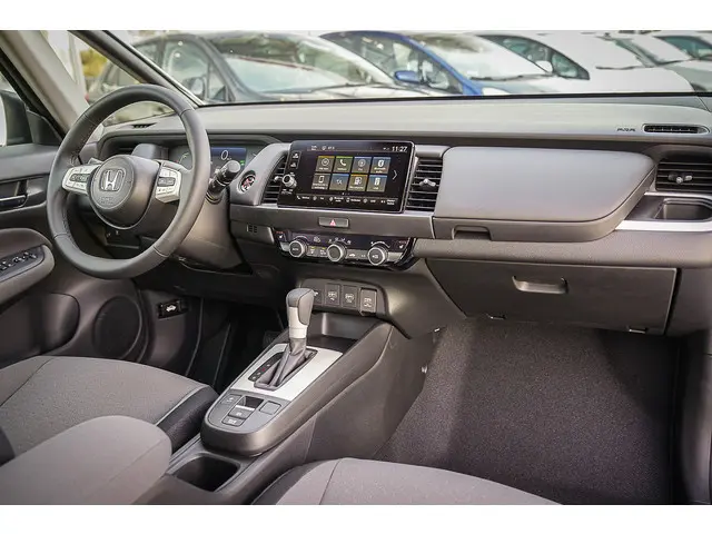 Honda Jazz 1.5i e:HEV ELEGANCE 2024 Hybride Benzine 24