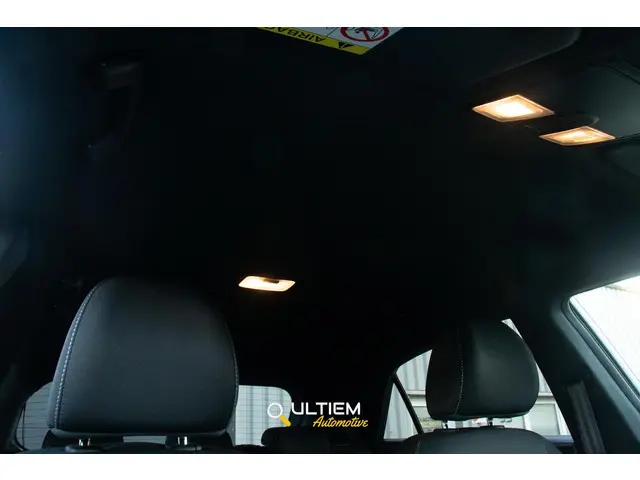 Hyundai i20 1.2 HP i-Motion Premium 2017 Benzine 18