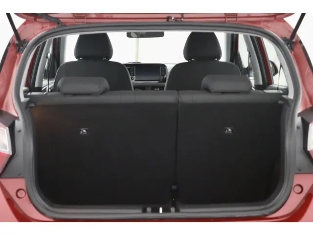 Hyundai i10 1.0 Comfort Smart rood 2021 Benzine 29