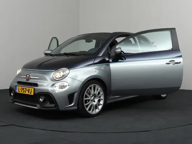 Abarth 695 1.4 T-Jet Rivale Cabrio 2018 Benzine 24