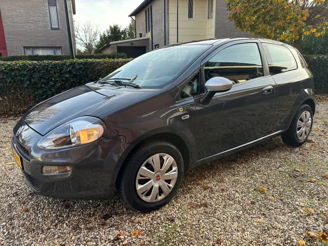 Fiat Punto Evo 1.2 Street | AIRCO | ZEER NETJES | 2014 Benzine