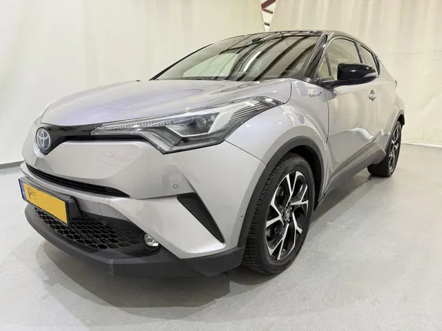 Toyota C-HR 3