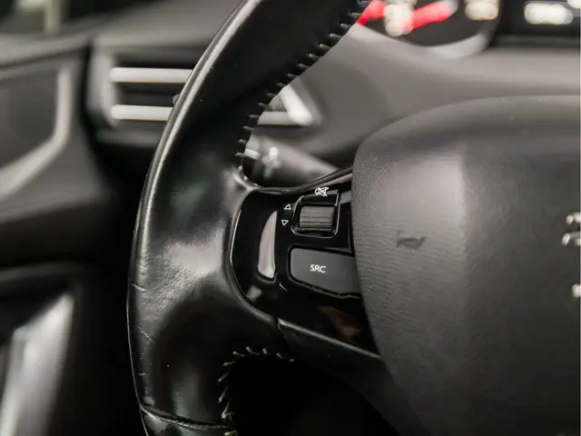 Peugeot 308 SW 1.2 PureTech Sport 2019 Benzine 19