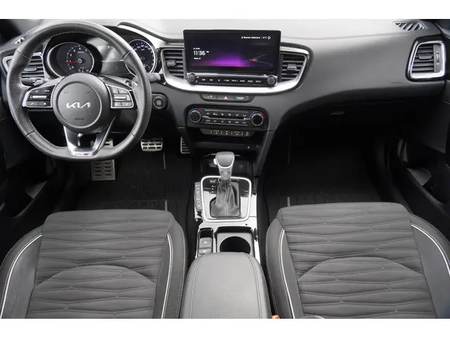 Kia ProCeed 3