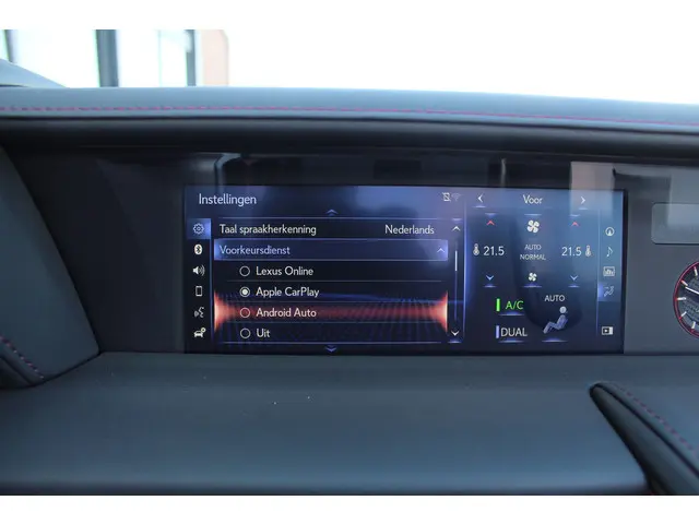 Lexus LC Convertible 500 Hokkaido Edition 2023 Benzine 37