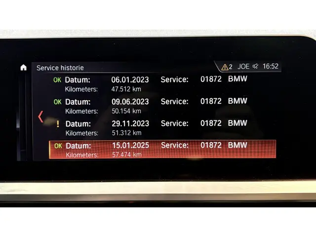 BMW 3 Serie 320i High Executive 2020 Benzine 16