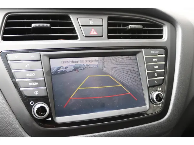 Hyundai i20 1.0 T-GDI Go! 2016 2016 Benzine 11