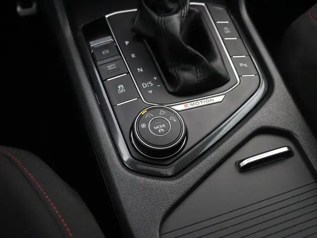 Volkswagen Tiguan 2.0 TSI 4Motion Highline 2017 Benzine 23