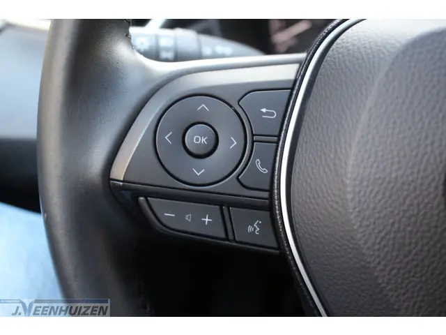 Toyota Corolla 1.8 Hybrid Business 2020 Hybride Benzine 17