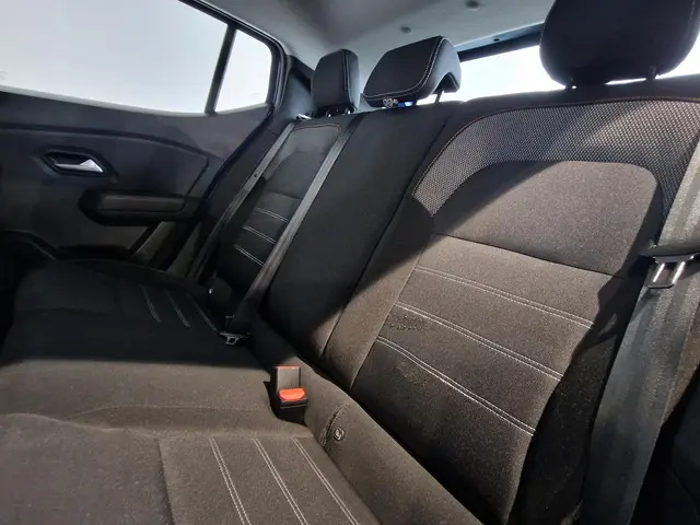 Dacia Sandero Stepway 1.0 TCe 90 Comfort 2023 Benzine 7