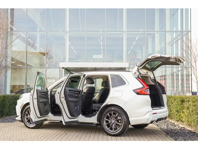Honda CR-V 2.0i e:HEV ELEGANCE 2024 Hybride Benzine 36