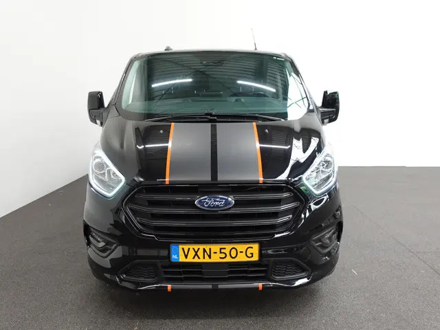 Ford Transit Custom 320 2.0 TDCI L2H1 Sport 2023 Diesel 31
