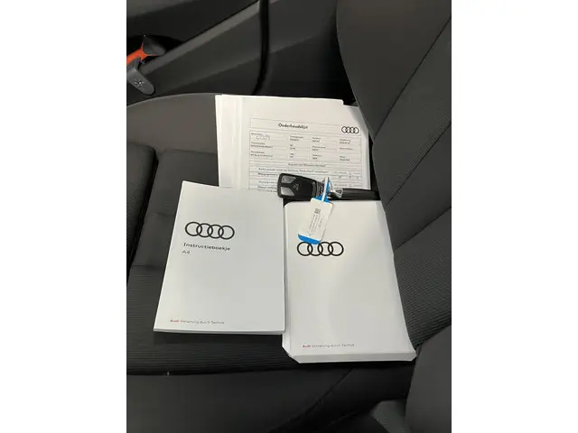 Audi A4 Avant 35 TFSI Launch edition 2020 Benzine 27