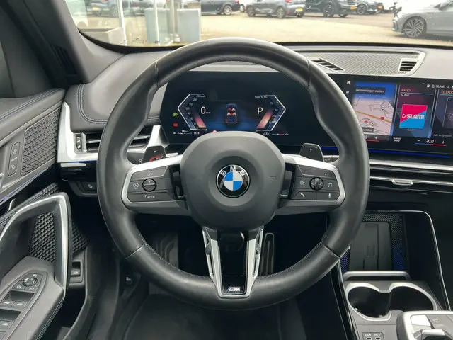 BMW X1 sDrive18i|M-Sport|PANO|HEAD-UP|LED|18"| 2023 Benzine 7