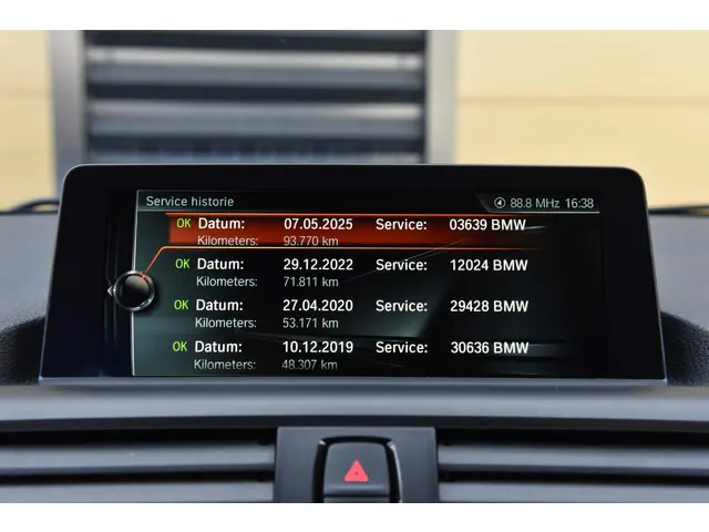 BMW 1 Serie M140i xDrive 2017 Benzine 24