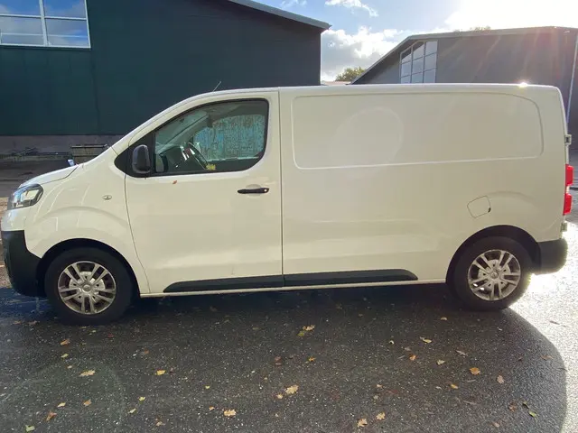 Opel Vivaro 1.5 CDTI L2H1 Edition 2022 Diesel 4
